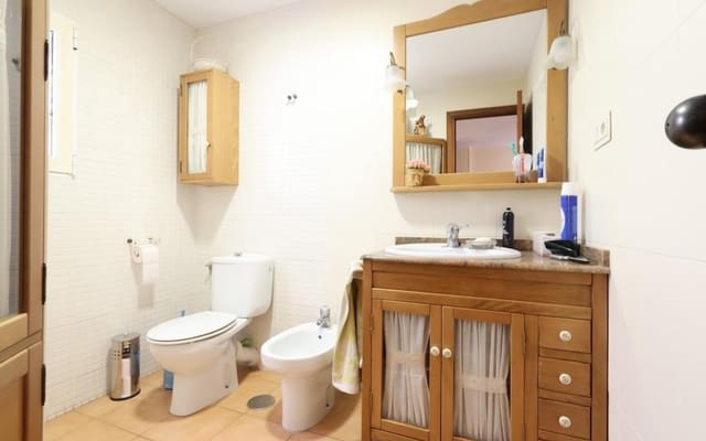 Apartamento de 3 habitaciones en Playa del Acequión, Torrevieja en venta - 160.000 € (Ref: 9913742)