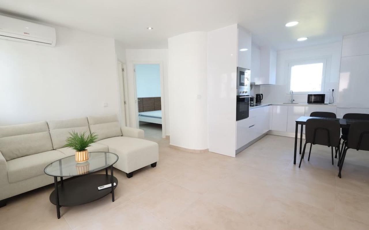 2 slaapkamer Huis te koop in La Zenia - € 179.000 (Ref: 9913743)