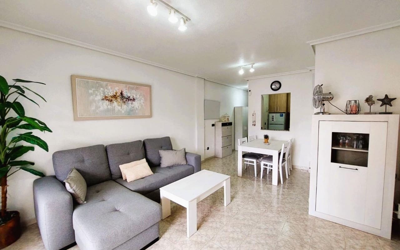 2 quarto Apartamento para venda em Playa Flamenca com piscina - 174 000 € (Ref: 9913744)