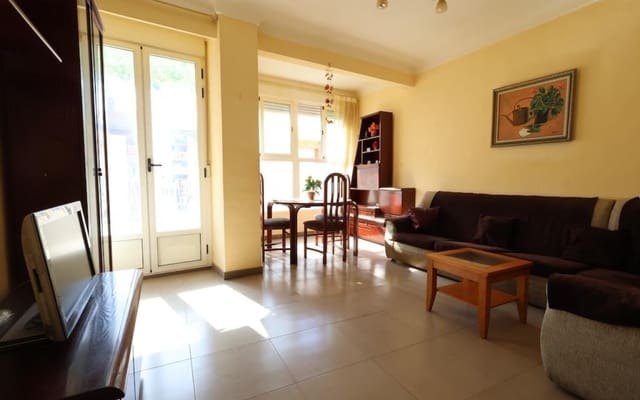 3 chambre Appartement à vendre à Centro - Muelle Pesquero, Torrevieja - 148 500 € (Ref: 9913745)
