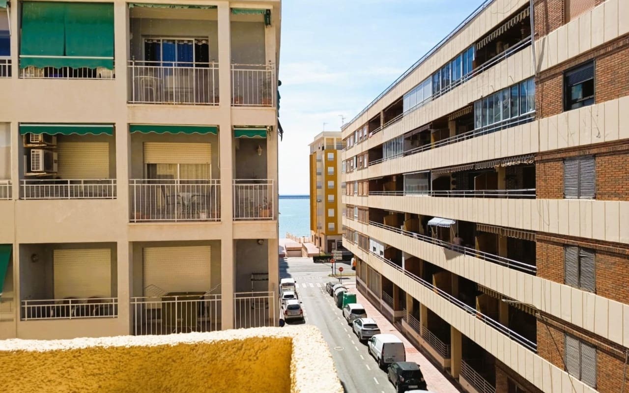3 chambre Appartement à vendre à Torrevieja - 239 000 € (Ref: 9913746)