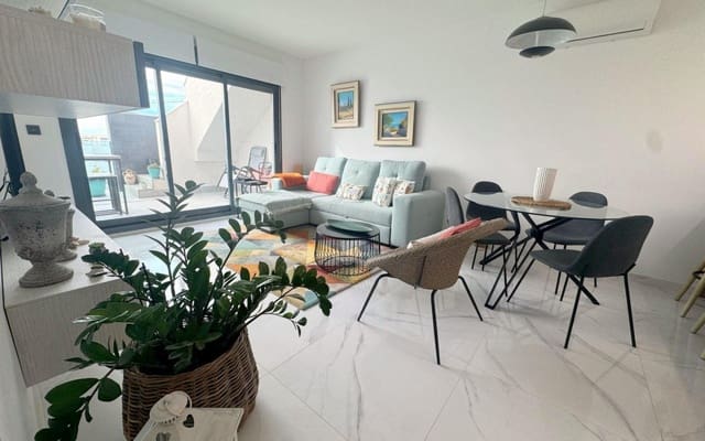 2 Zimmer Penthouse zu verkaufen in El Raso, Guardamar del Segura mit Pool - 288.000 € (Ref: 9913747)