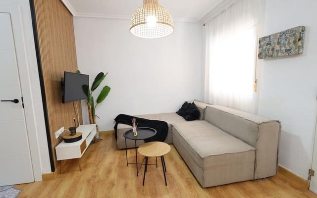 3 Zimmer Haus zu verkaufen in La Zenia, Orihuela mit Pool - 285.000 € (Ref: 9913751)