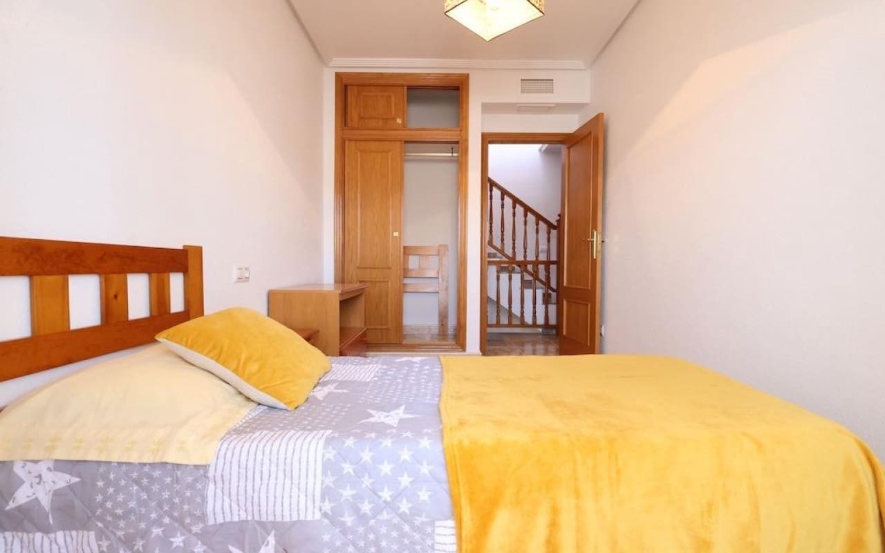 2 sypialnia Apartament na sprzedaż w Orihuela Costa z basenem - 214 000 € (Ref: 9913753)