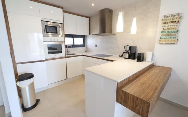 2 chambre Bungalow à vendre à El Raso, Guardamar del Segura avec piscine - 255 000 € (Ref: 9913755)