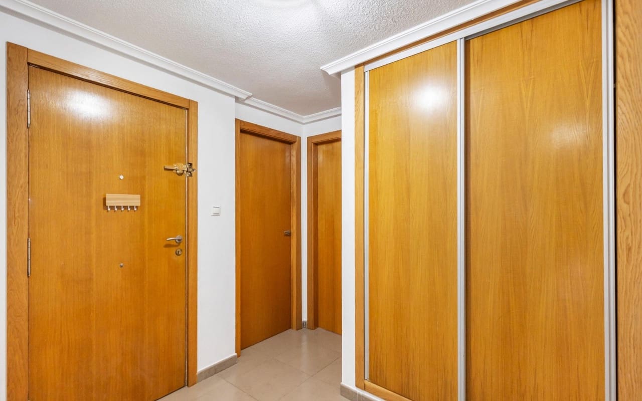 2 sypialnia Apartament na sprzedaż w Torrevieja - 139 900 € (Ref: 9913756)