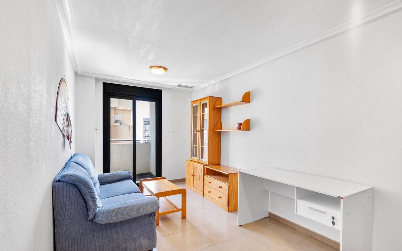 2 sypialnia Apartament na sprzedaż w Torrevieja - 139 900 € (Ref: 9913756)