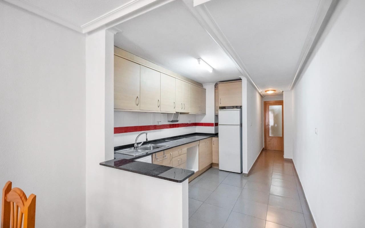 2 sypialnia Apartament na sprzedaż w Torrevieja - 139 900 € (Ref: 9913756)