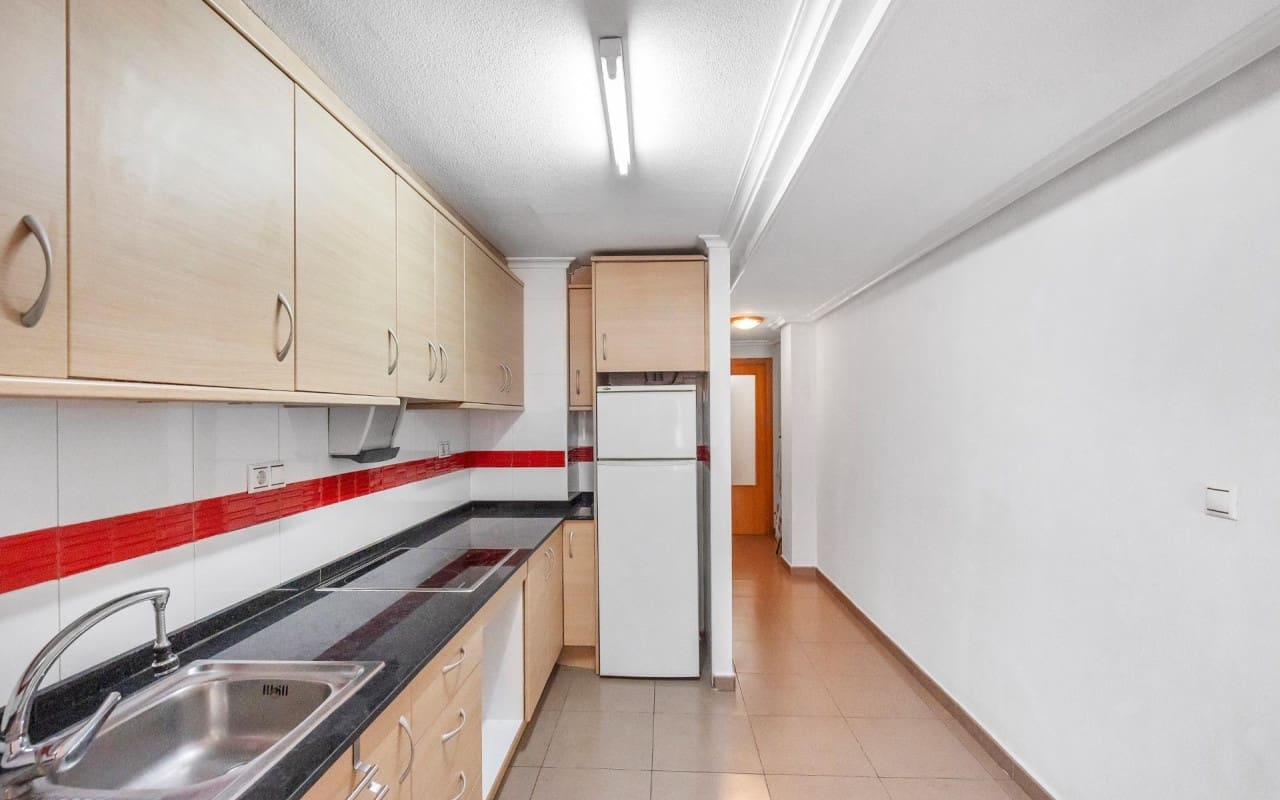 2 sypialnia Apartament na sprzedaż w Torrevieja - 139 900 € (Ref: 9913756)