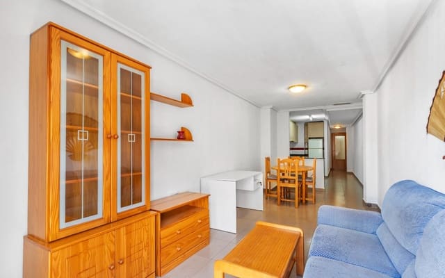 2 bedroom Apartment for sale in Las Piscinas Naturales, Torrevieja - € 139,900 (Ref: 9913756)