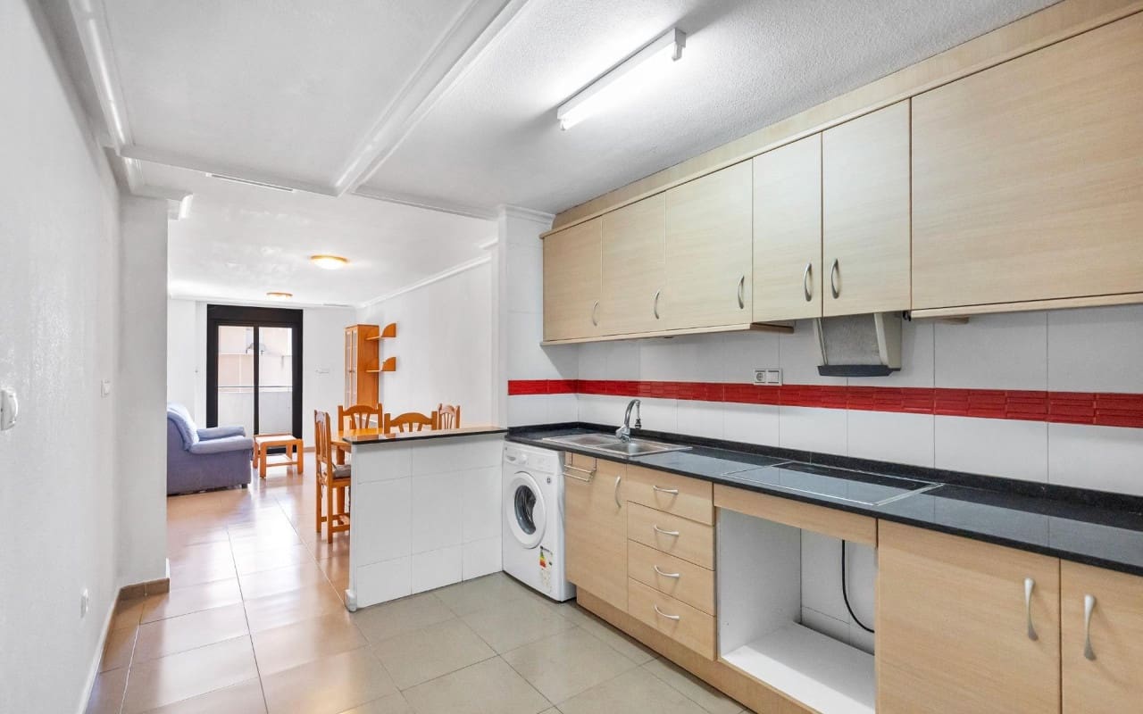 2 sypialnia Apartament na sprzedaż w Torrevieja - 139 900 € (Ref: 9913756)