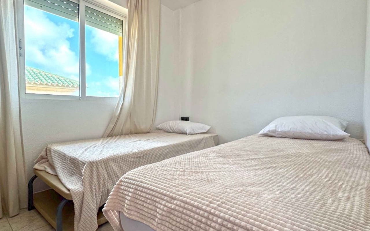 3 bedroom Townhouse for sale in La Mata with pool - € 269,000 (Ref: 9927836)
