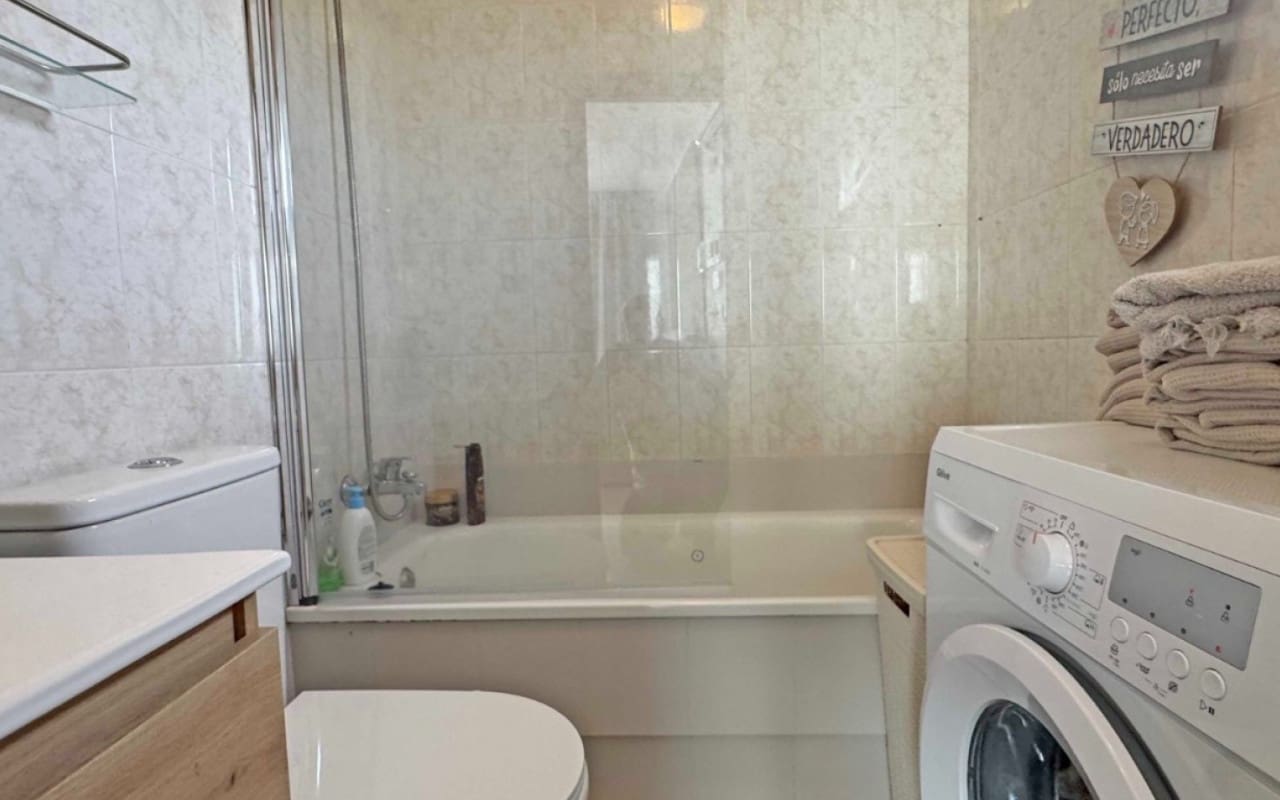 3 bedroom Townhouse for sale in La Mata with pool - € 269,000 (Ref: 9927836)
