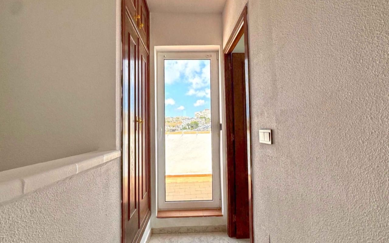 3 bedroom Townhouse for sale in La Mata with pool - € 269,000 (Ref: 9927836)