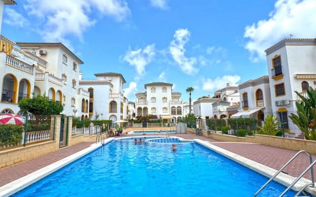 3 slaapkamer Huis te koop in Cañada del Molino, Torrevieja met zwembad - € 269.000 (Ref: 9927836)