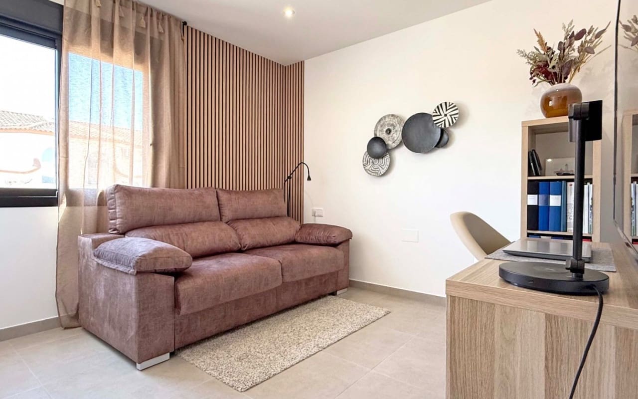 2 Zimmer Villa zu verkaufen in San Pedro del Pinatar mit Pool - 495.000 € (Ref: 9927837)