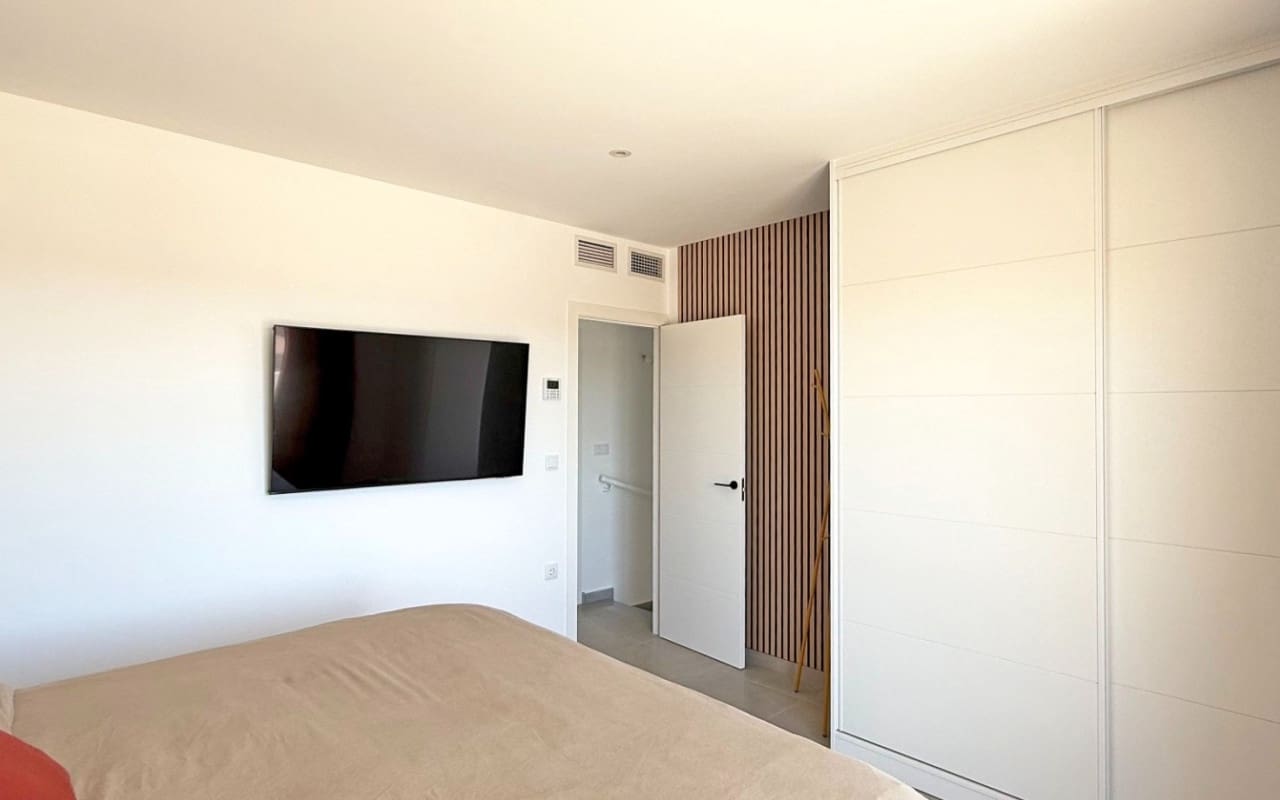 2 Zimmer Villa zu verkaufen in San Pedro del Pinatar mit Pool - 495.000 € (Ref: 9927837)