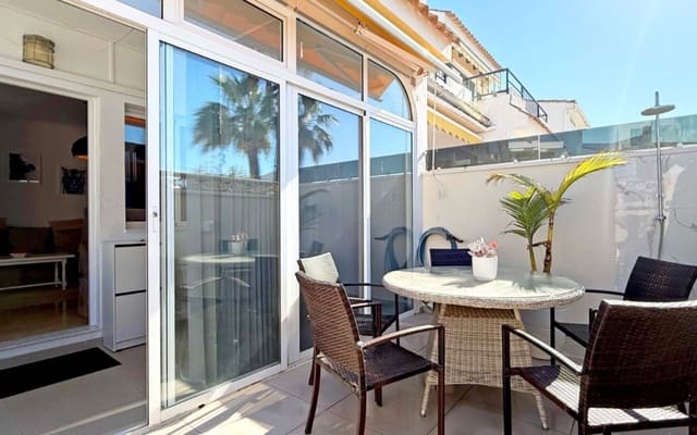 2 soverom Hus til salgs i La Mata, Torrevieja med svømmebasseng - € 185 000 (Ref: 9927839)