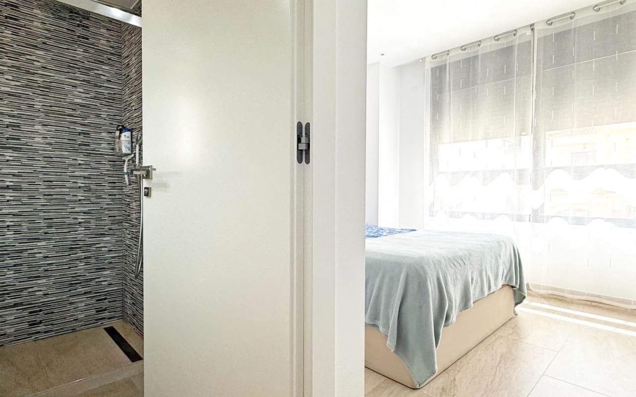 3 makuuhuone Huvila myytävänä paikassa Villamartin mukana uima-altaan - 495 000 € (Ref: 9927840)