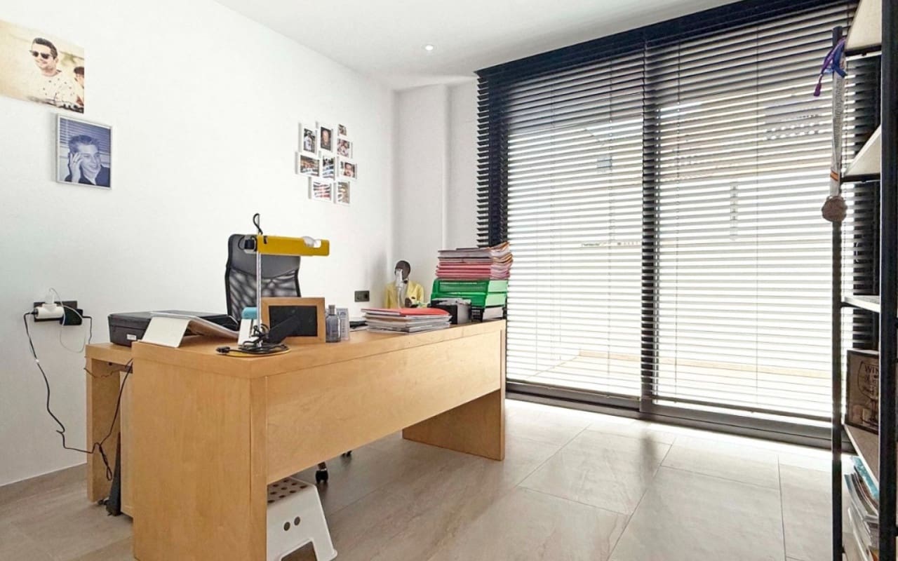 3 makuuhuone Huvila myytävänä paikassa Villamartin mukana uima-altaan - 495 000 € (Ref: 9927840)