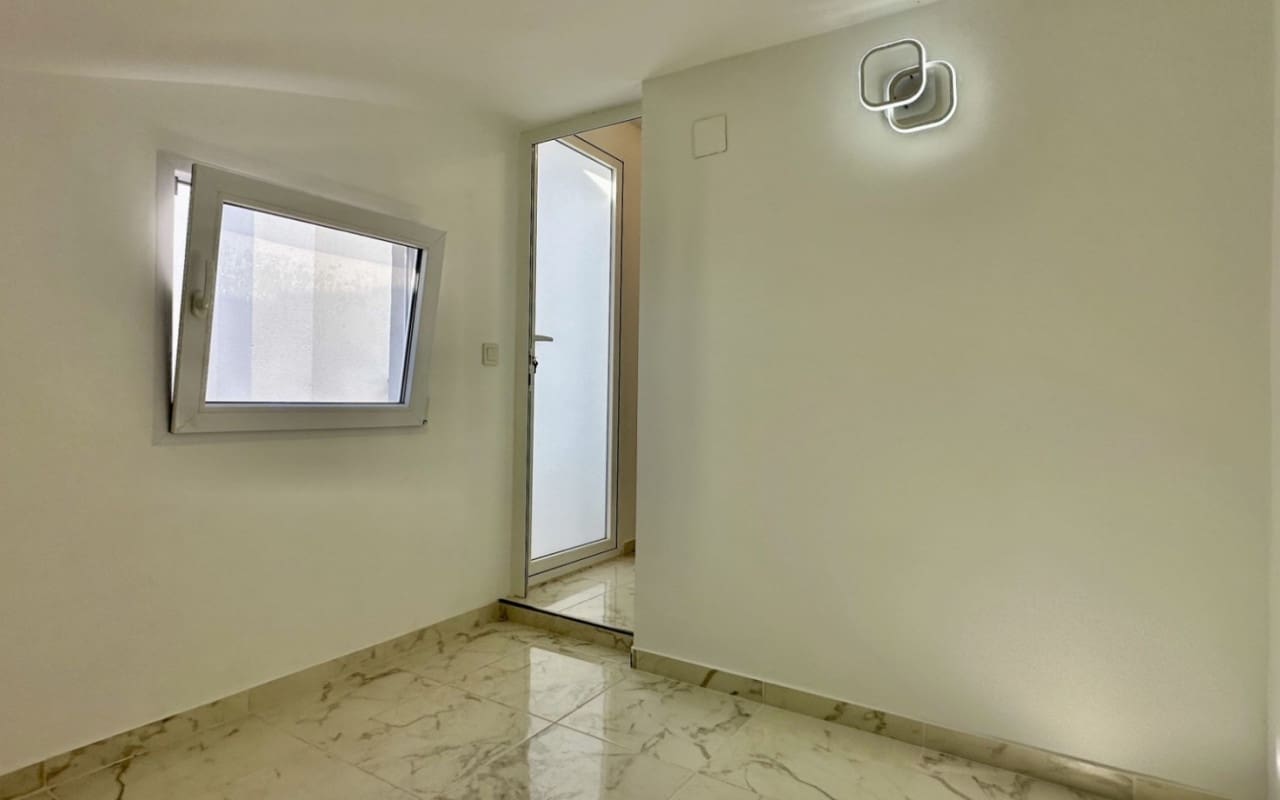 3 Zimmer Haus zu verkaufen in Torrevieja mit Pool - 229.000 € (Ref: 9927841)