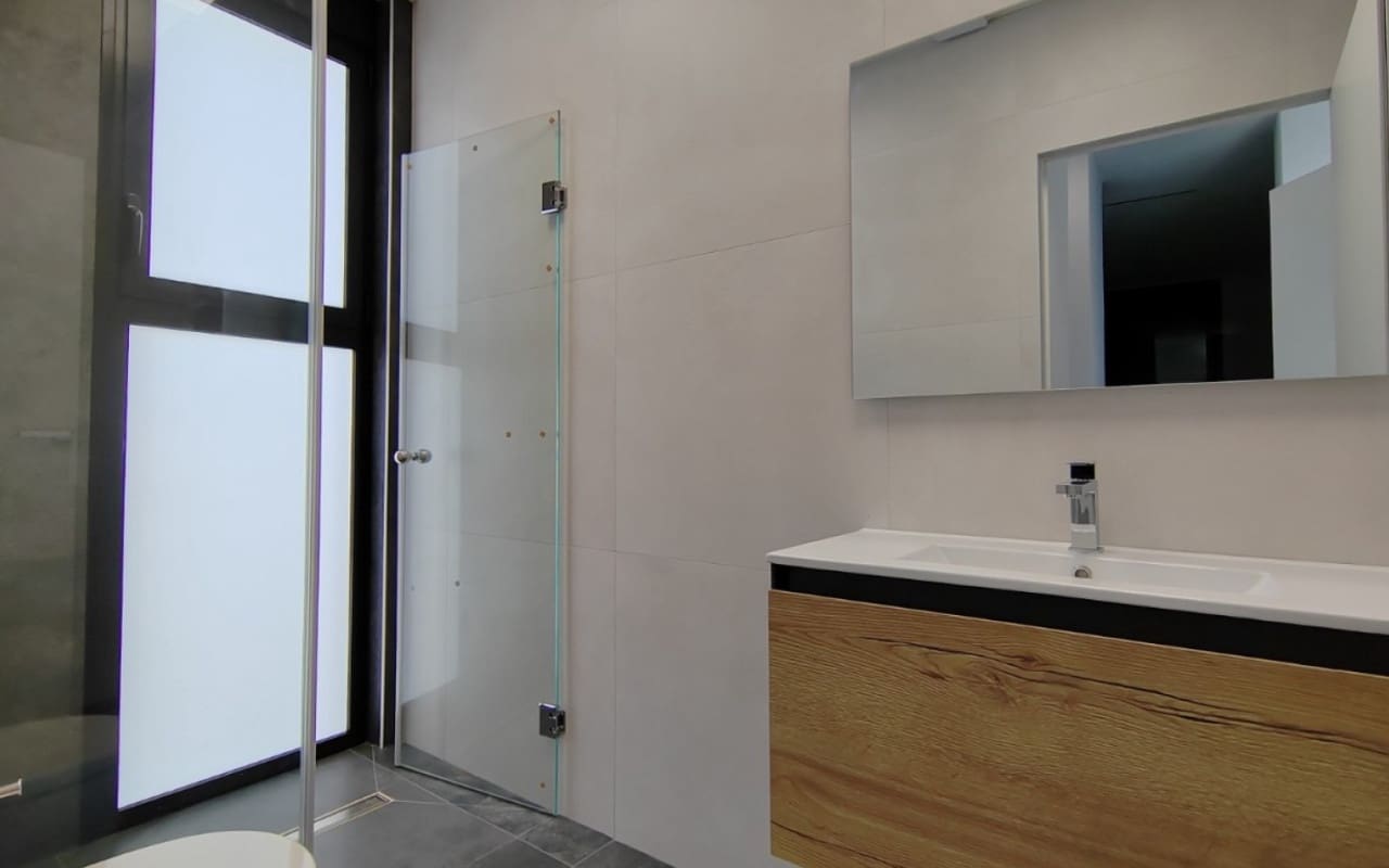 3 chambre Villa/Maison à vendre à Torrevieja avec piscine - 750 000 € (Ref: 9927842)