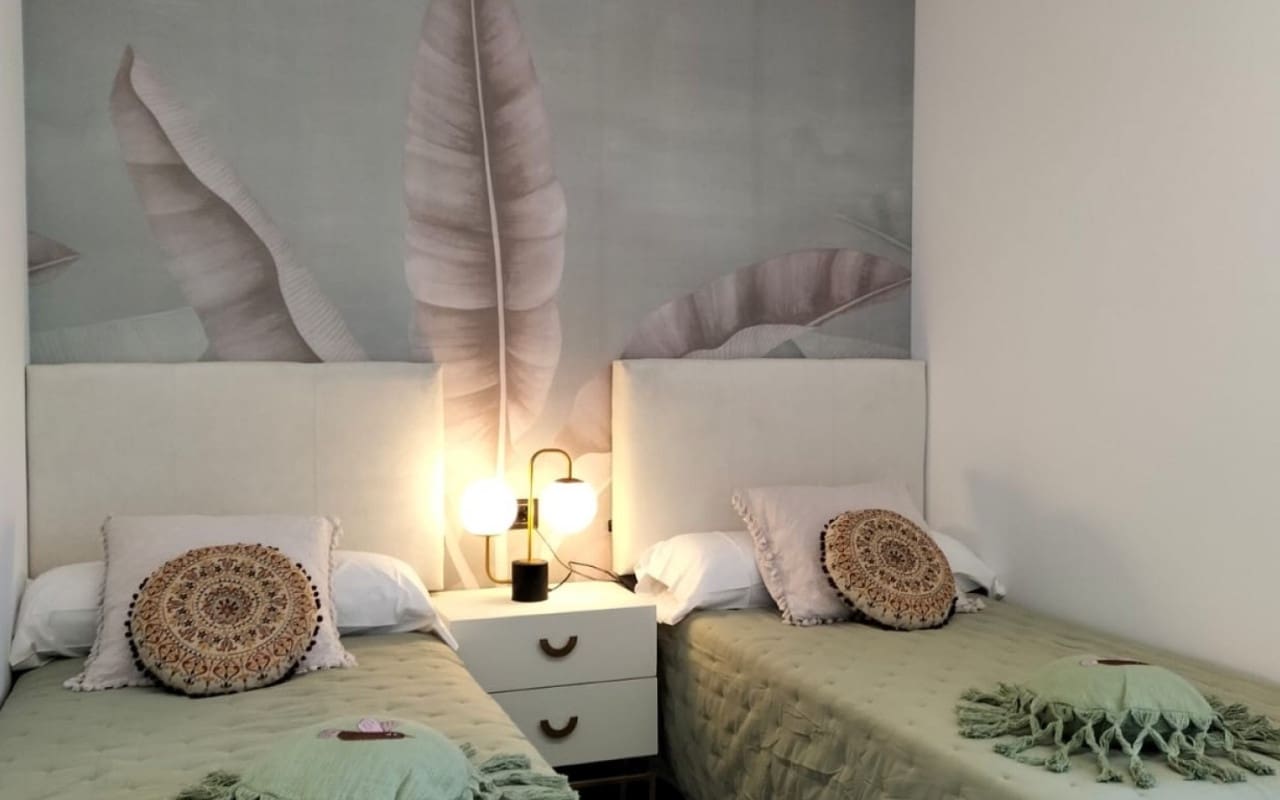 3 chambre Villa/Maison à vendre à Torrevieja avec piscine - 750 000 € (Ref: 9927842)
