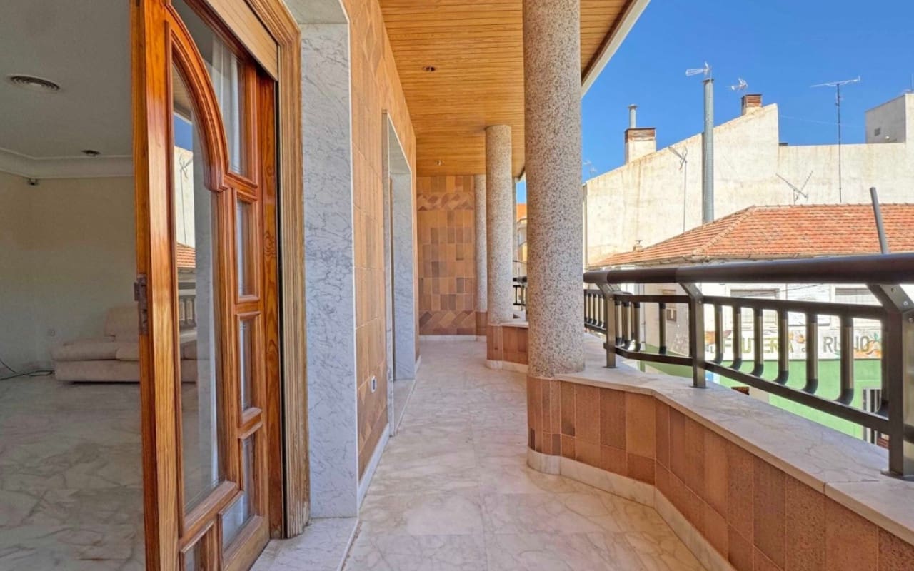 6 soveværelse Byhus til salg i San Pedro del Pinatar - € 415.000 (Ref: 9927843)
