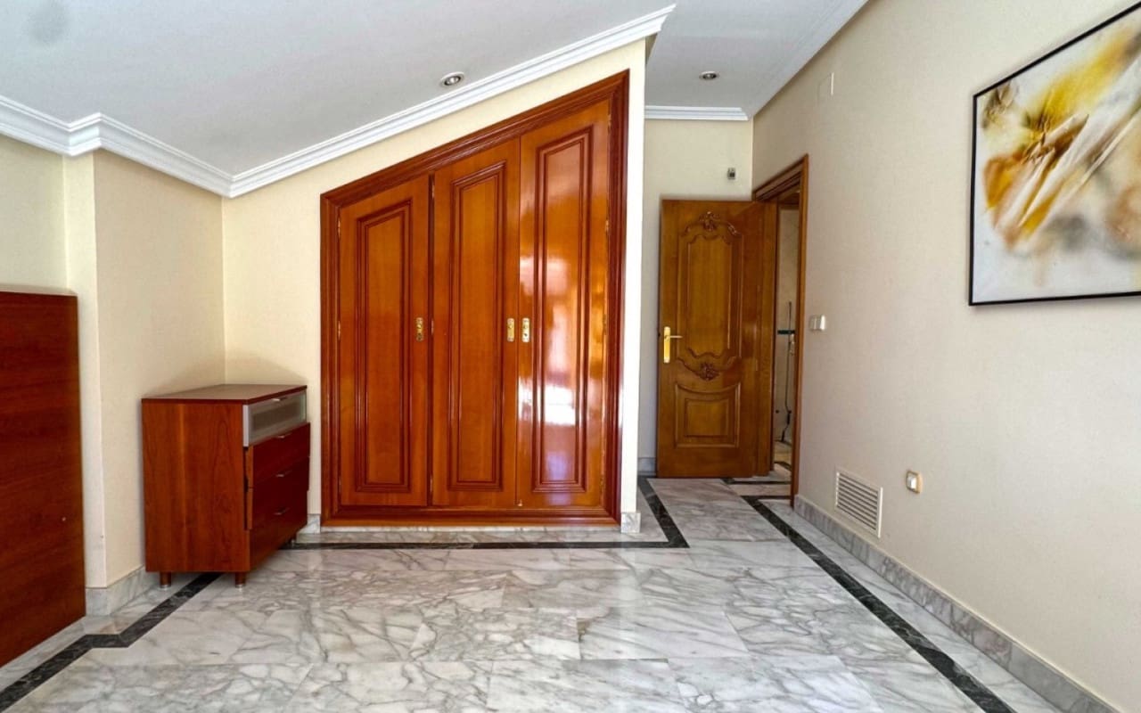 6 soveværelse Byhus til salg i San Pedro del Pinatar - € 415.000 (Ref: 9927843)