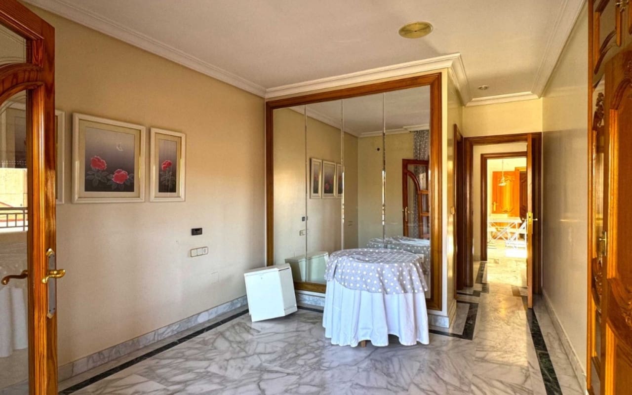 6 soveværelse Byhus til salg i San Pedro del Pinatar - € 415.000 (Ref: 9927843)