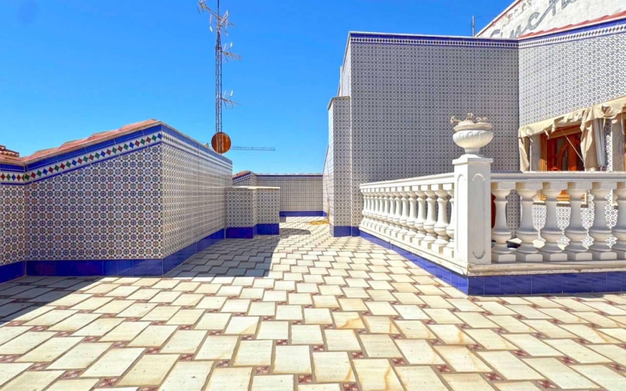 6 soveværelse Byhus til salg i San Pedro del Pinatar - € 415.000 (Ref: 9927843)