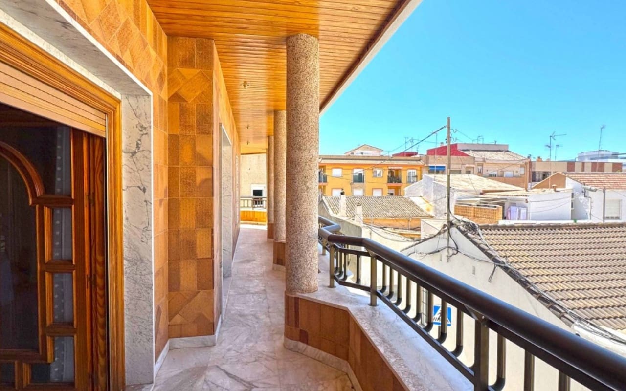 6 soveværelse Byhus til salg i San Pedro del Pinatar - € 415.000 (Ref: 9927843)