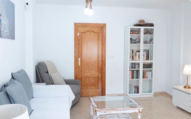 4 soveværelse Byhus til salg i Santiago de la Ribera, San Javier med swimmingpool - € 215.000 (Ref: 9927844)