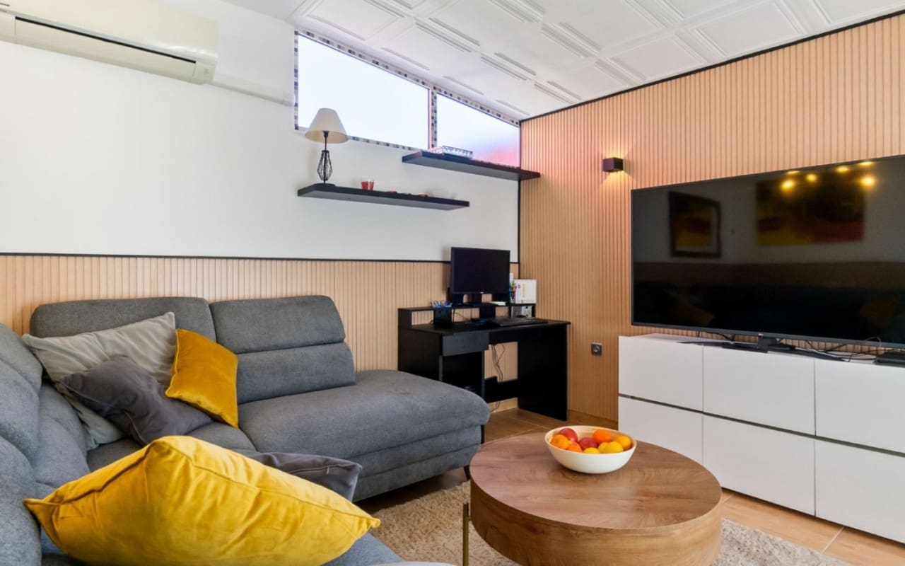 3 Zimmer Haus zu verkaufen in Villamartin mit Pool - 288.000 € (Ref: 9927845)