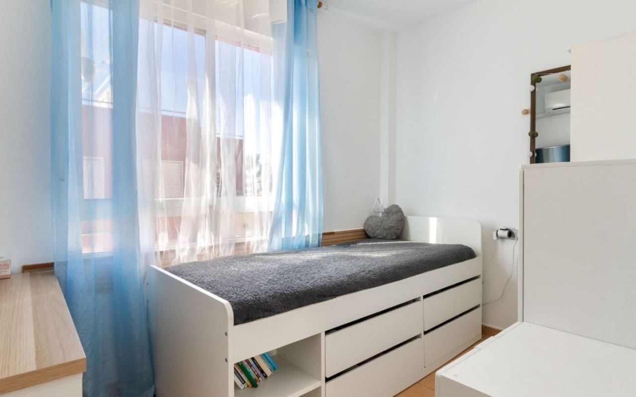 3 Zimmer Haus zu verkaufen in Villamartin mit Pool - 288.000 € (Ref: 9927845)
