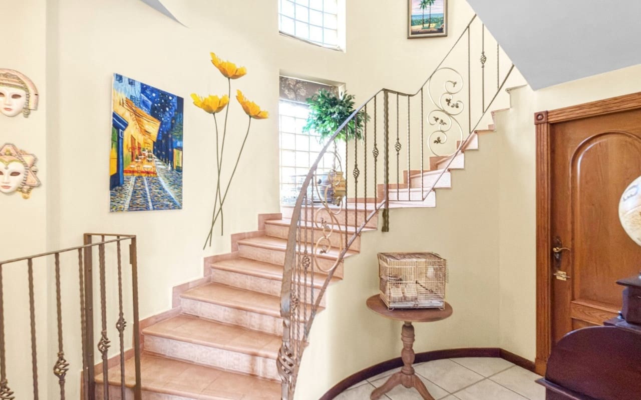 5 bedroom Villa for sale in La Mata with pool - € 950,000 (Ref: 9927846)