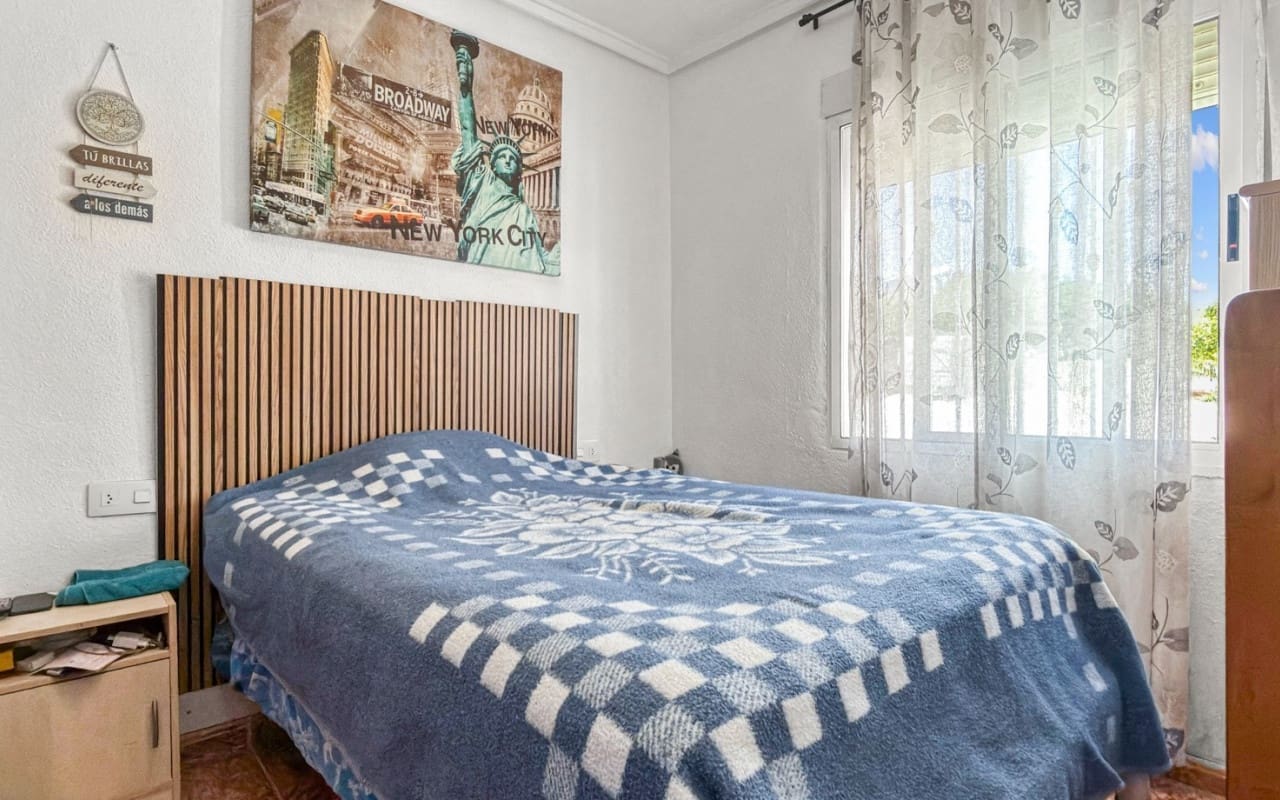 2 soverom Hus til salgs i Ciudad Quesada med svømmebasseng - € 149 000 (Ref: 9927848)