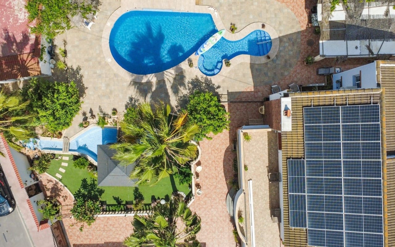 Chalet de 7 habitaciones en Ciudad Quesada en venta con piscina - 1.299.000 € (Ref: 9927849)