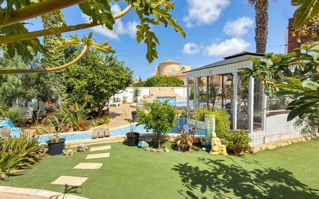 Chalet de 7 habitaciones en Ciudad Quesada, Rojales en venta con piscina - 1.299.000 € (Ref: 9927849)