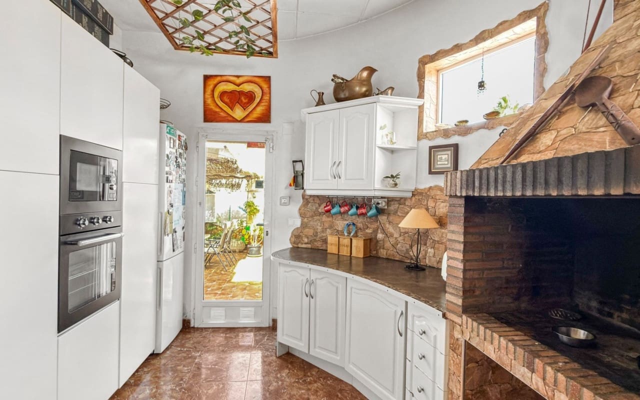 Chalet de 7 habitaciones en Ciudad Quesada en venta con piscina - 1.299.000 € (Ref: 9927849)
