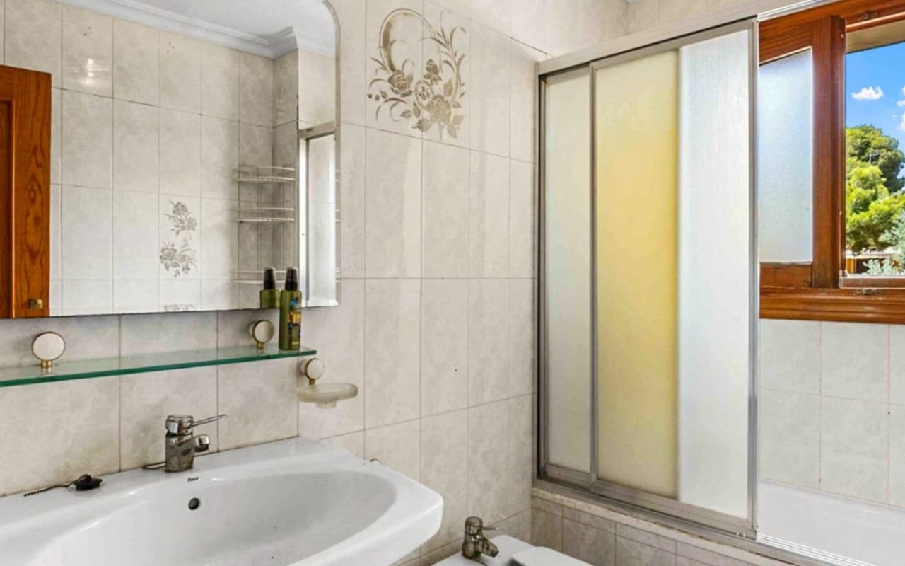 8 chambre Villa/Maison à vendre à Torrevieja avec piscine - 550 000 € (Ref: 9927851)