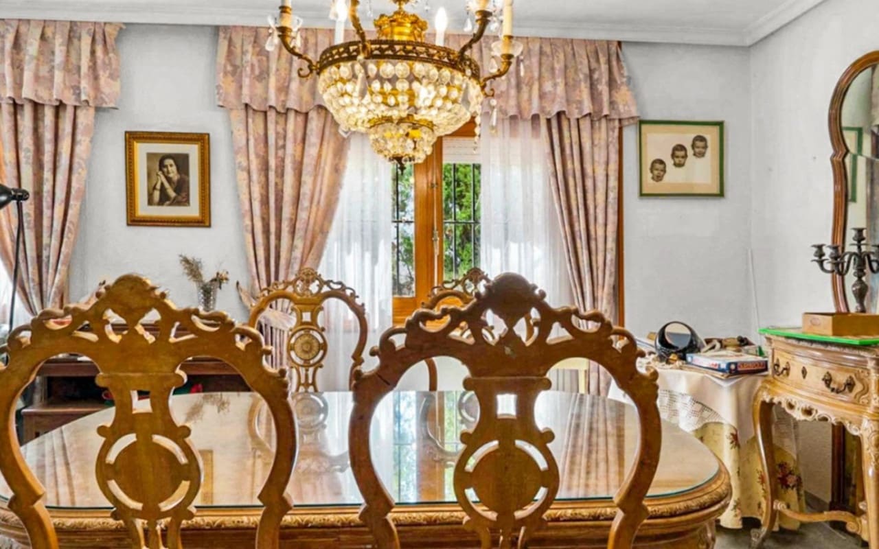 8 chambre Villa/Maison à vendre à Torrevieja avec piscine - 550 000 € (Ref: 9927851)