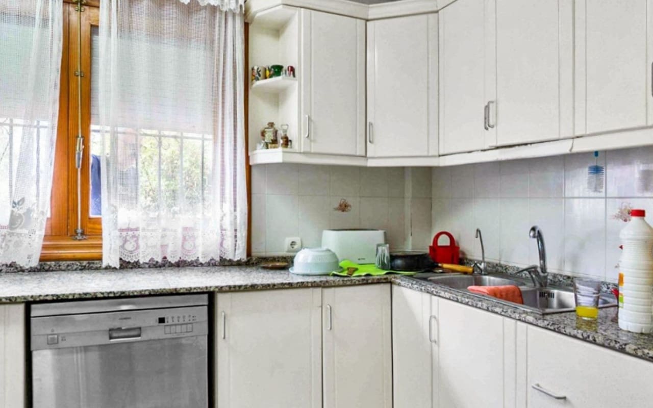 8 chambre Villa/Maison à vendre à Torrevieja avec piscine - 550 000 € (Ref: 9927851)