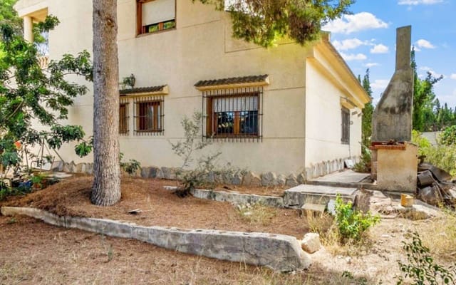 8 chambre Villa/Maison à vendre à Los Balcones - Los Altos, Torrevieja avec piscine - 550 000 € (Ref: 9927851)