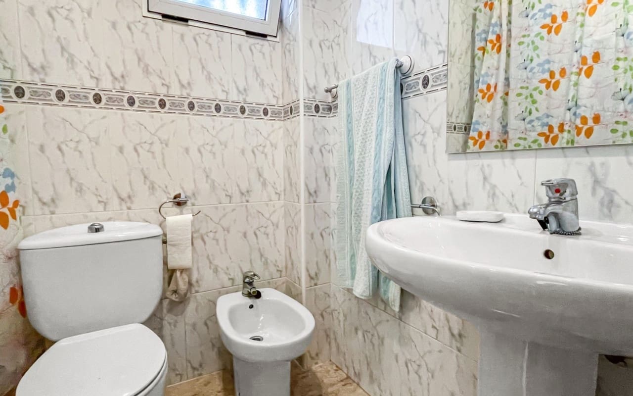 2 slaapkamer Huis te koop in Playa Flamenca met zwembad - € 176.900 (Ref: 9927852)