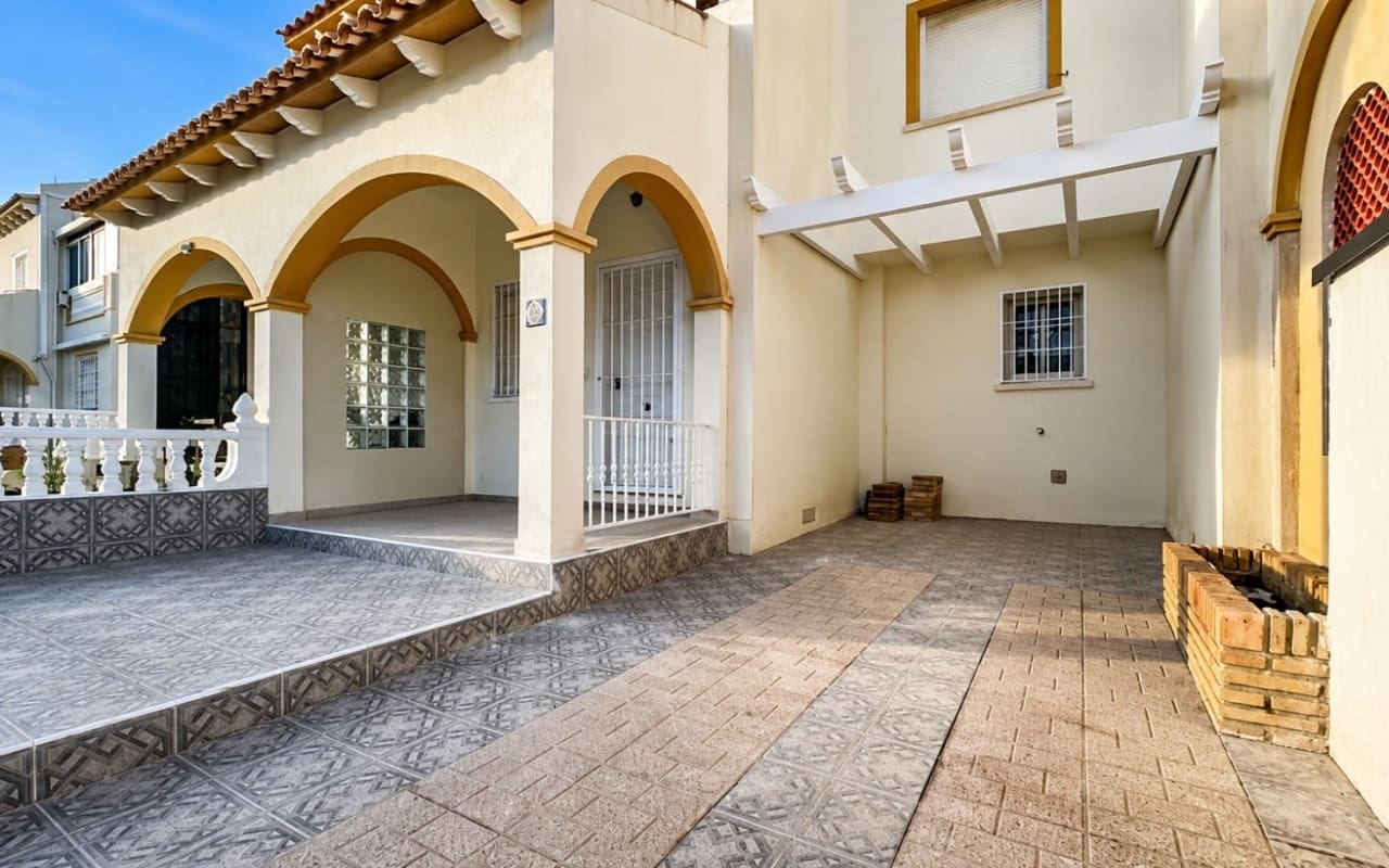 2 camera da letto Casa in vendita in Playa Flamenca - 215.000 € (Rif: 9927853)
