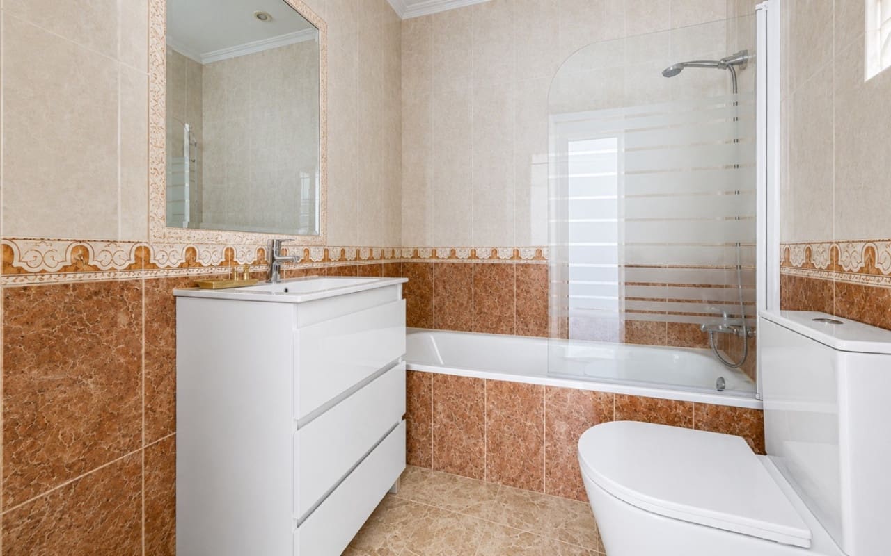 2 camera da letto Casa in vendita in Playa Flamenca - 215.000 € (Rif: 9927853)