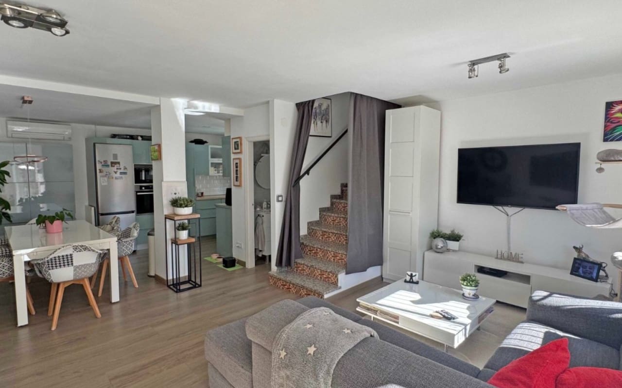 2 soveværelse Byhus til salg i Villamartin med swimmingpool - € 269.000 (Ref: 9927855)