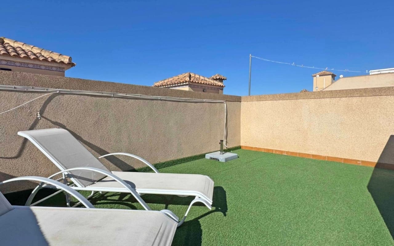 2 soveværelse Byhus til salg i Villamartin med swimmingpool - € 269.000 (Ref: 9927855)