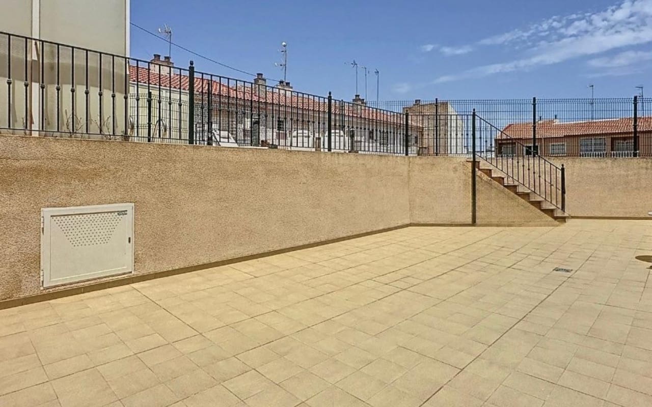 2 bedroom Apartment for sale in Los Cuarteros with pool - € 257,000 (Ref: 9927857)